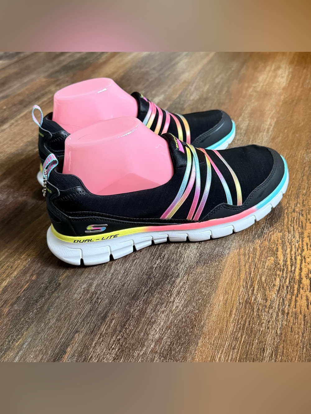 Skechers Sneakers - Picture 6 of 10